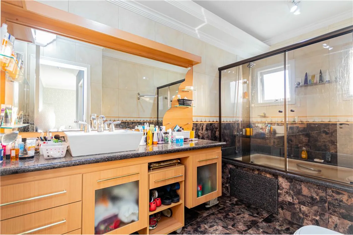 SE 190 Casa 612511010-107 - REMAX Moderna Exclusividades