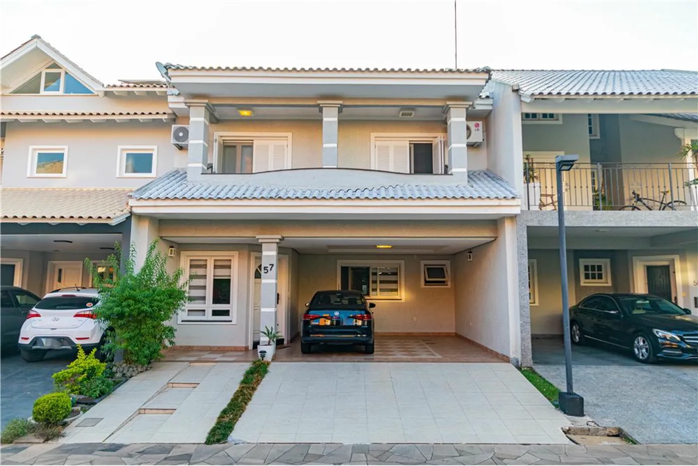 SE 190 Casa 612511010-107 - REMAX Moderna Exclusividades