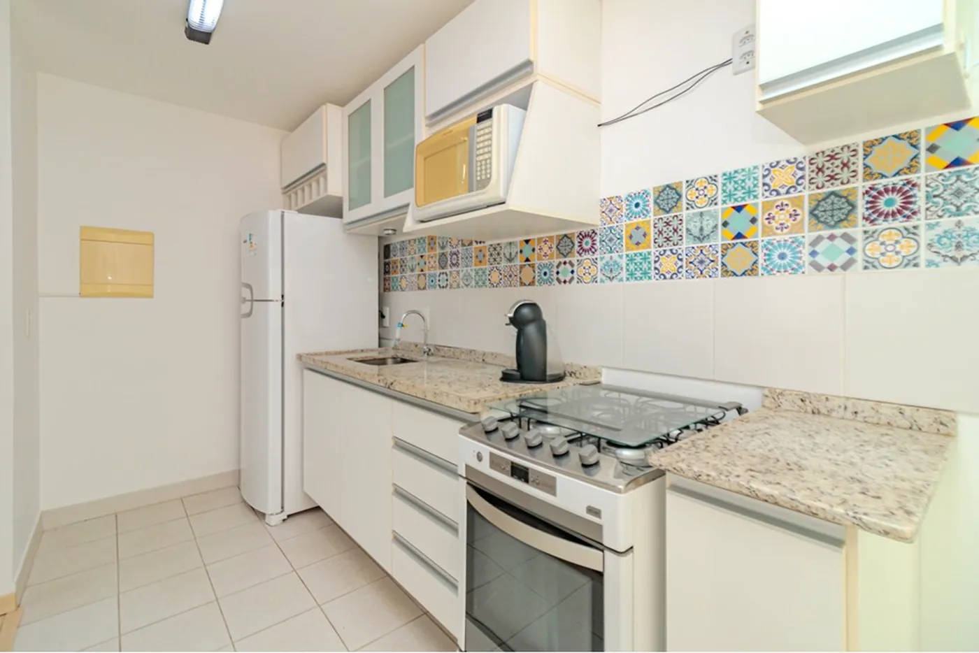 JCCR 200 Apto 612511074-79 - REMAX Moderna Exclusividades