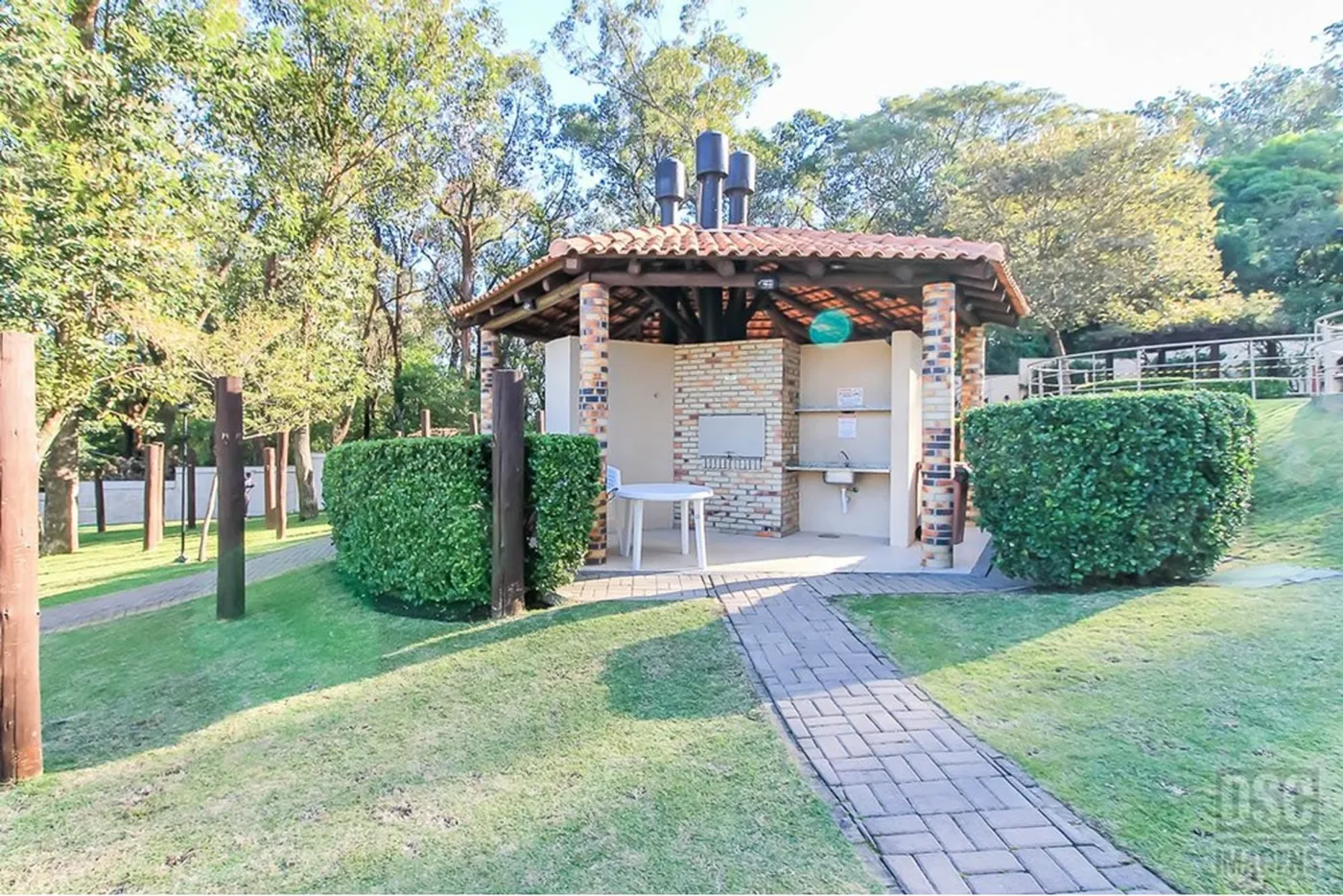 JCCR 200 Apto 612511074-79 - REMAX Moderna Exclusividades