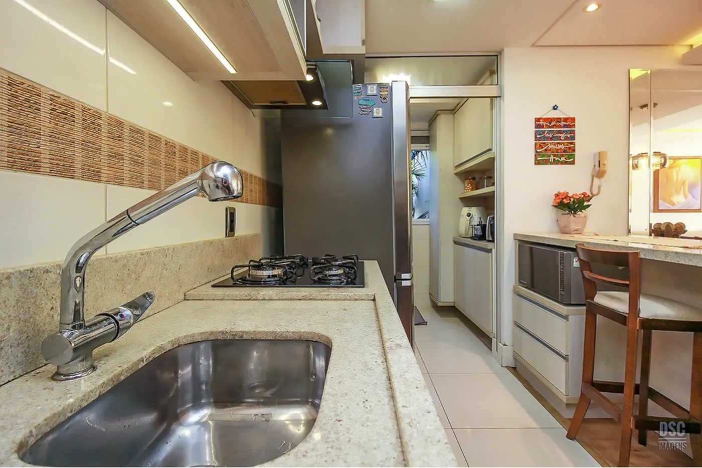 JCCR 200 Apto 612511074-11 - REMAX Moderna Exclusividades