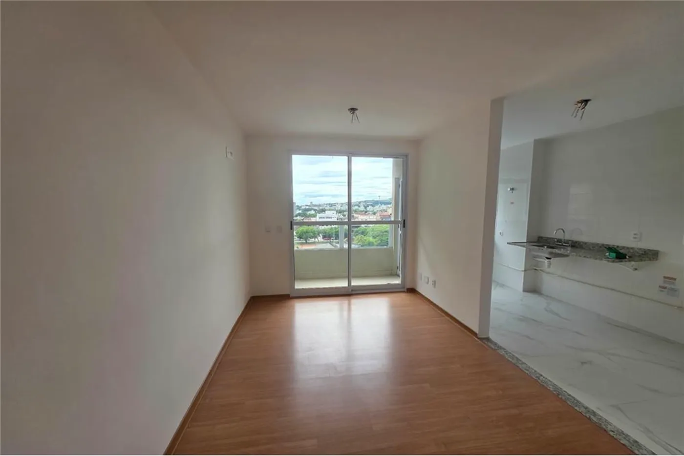 CSSS 2688 Apto 612541001-170 - REMAX Street Exclusividades