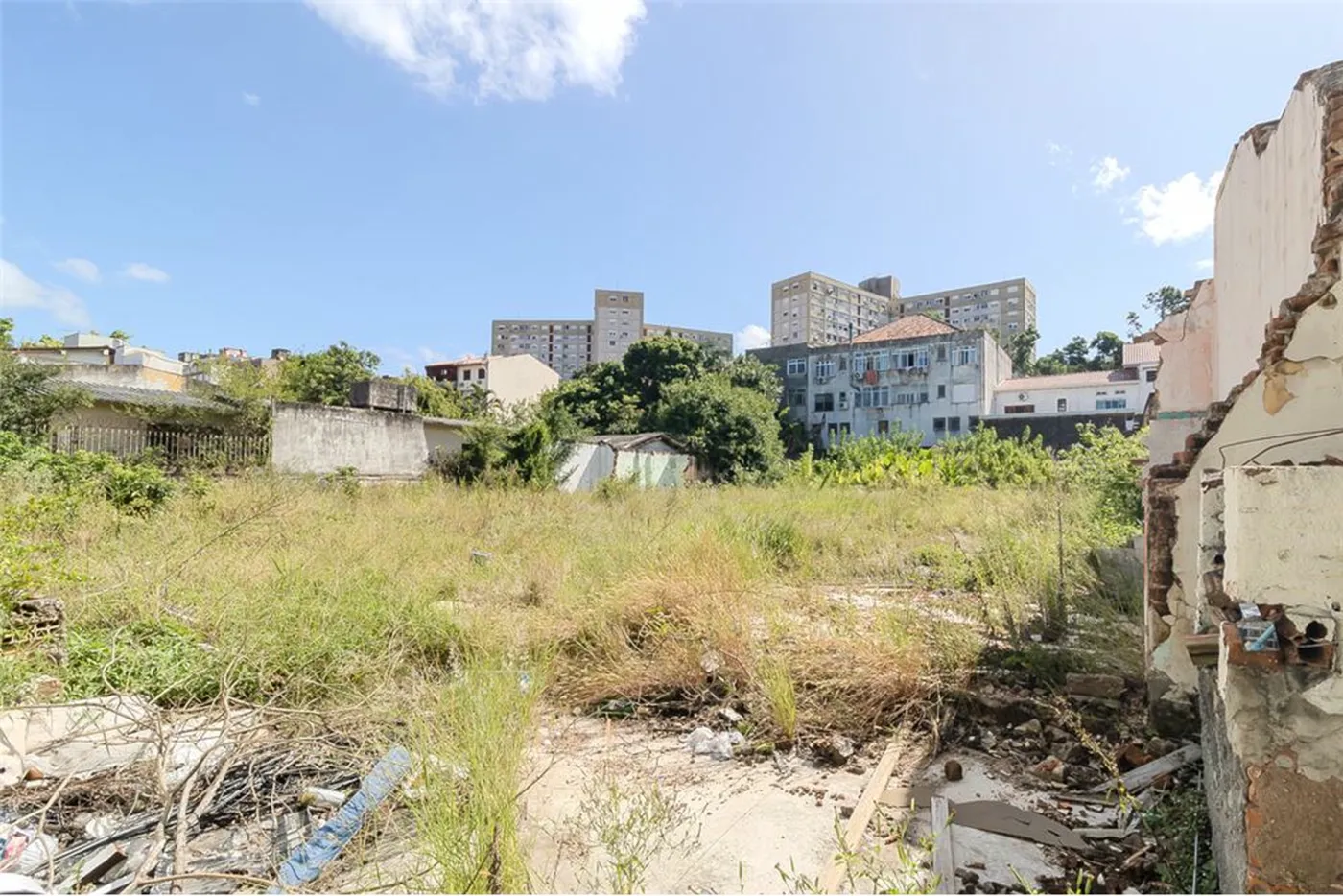 SATDF 747 Lote 612541001-143 - REMAX Street Exclusividades