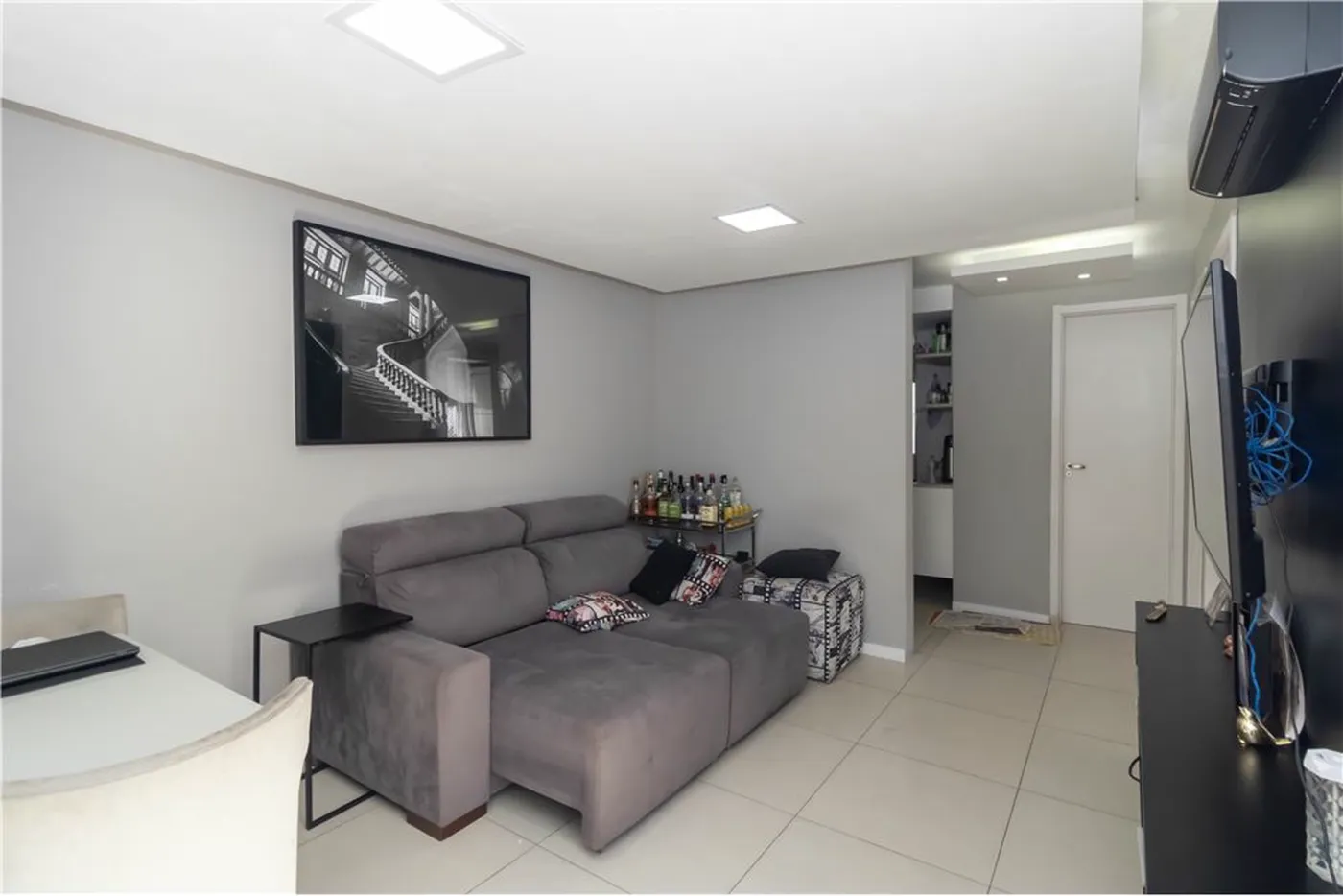 LDPJDOR 2190 Apto 612541001-165 - REMAX Street Exclusividades