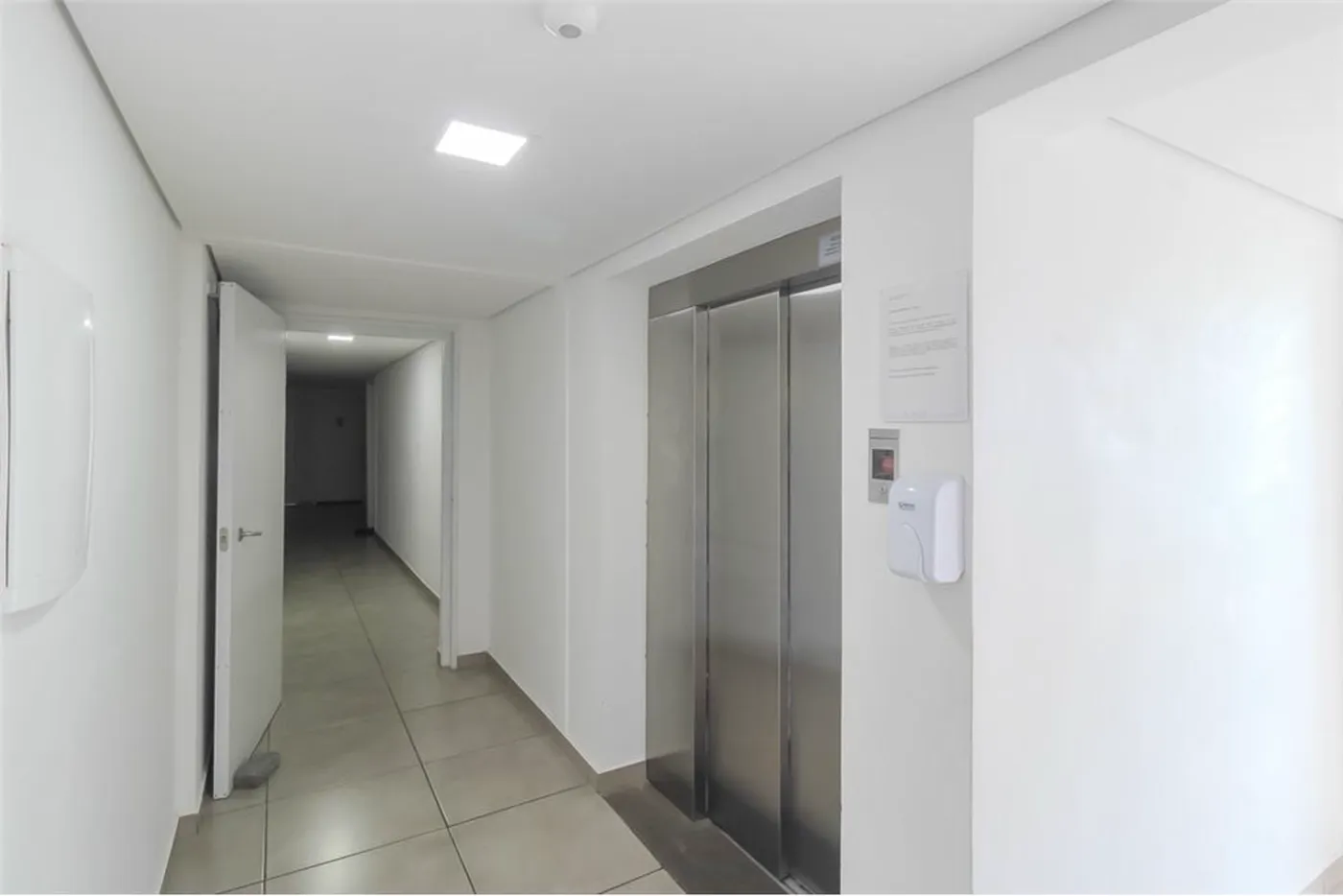 APGS 1000 Apto 612541001-155 - REMAX Street Exclusividades