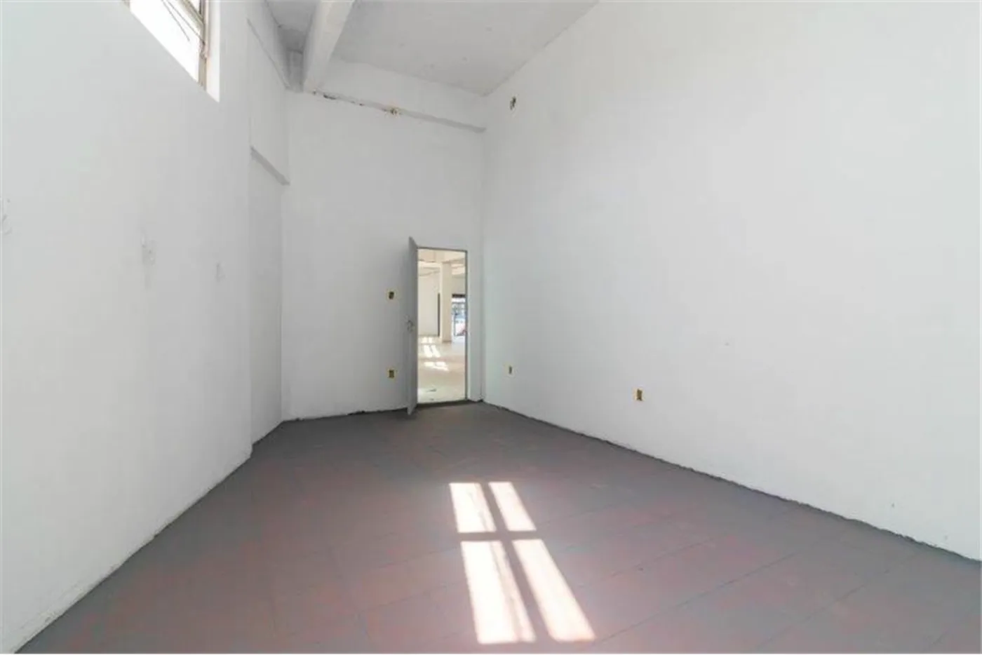 PMDA 470 Sala 612541001-152 - REMAX Street Exclusividades