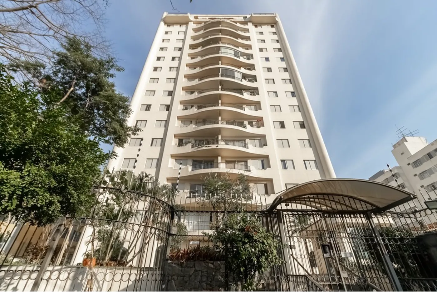 VCEDI 847 Apto 602031002-120 - REMAX Classique Exclusividades