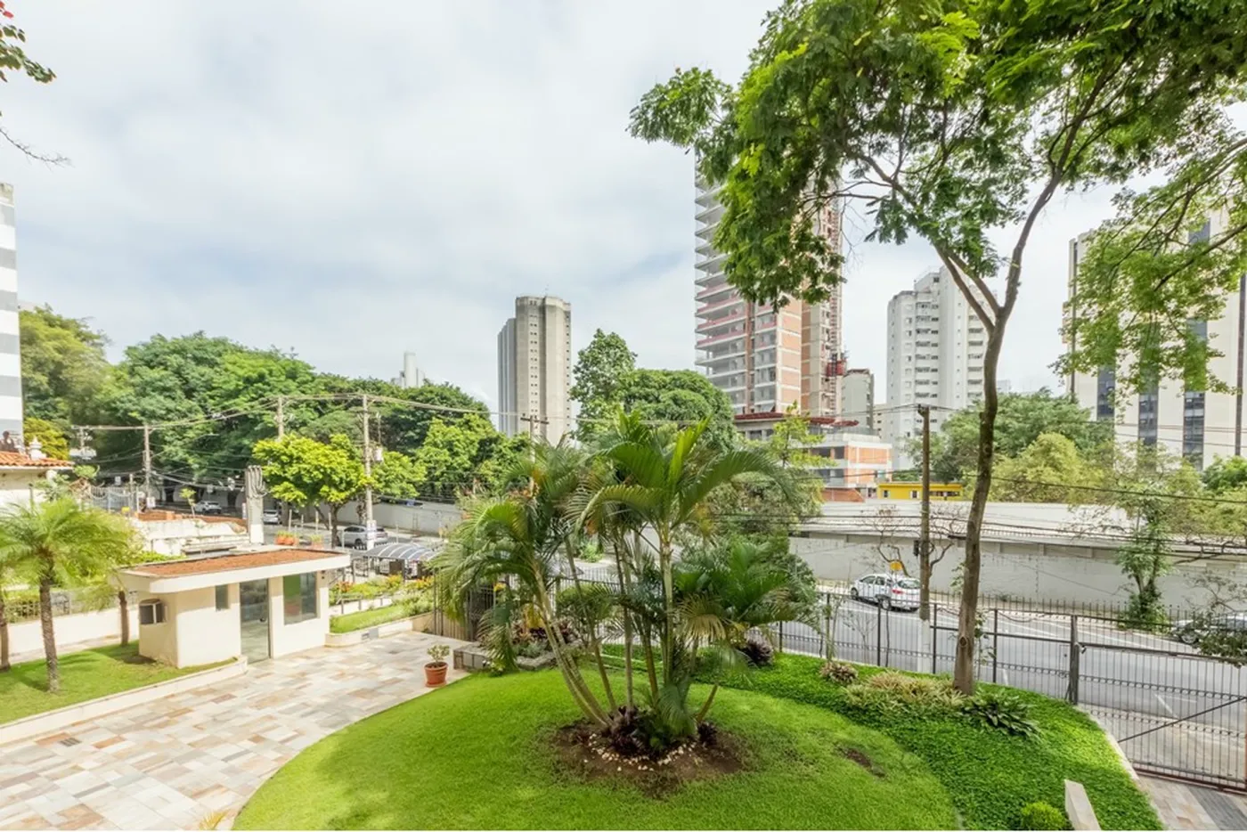 VCEDI 847 Apto 602031002-120 - REMAX Classique Exclusividades