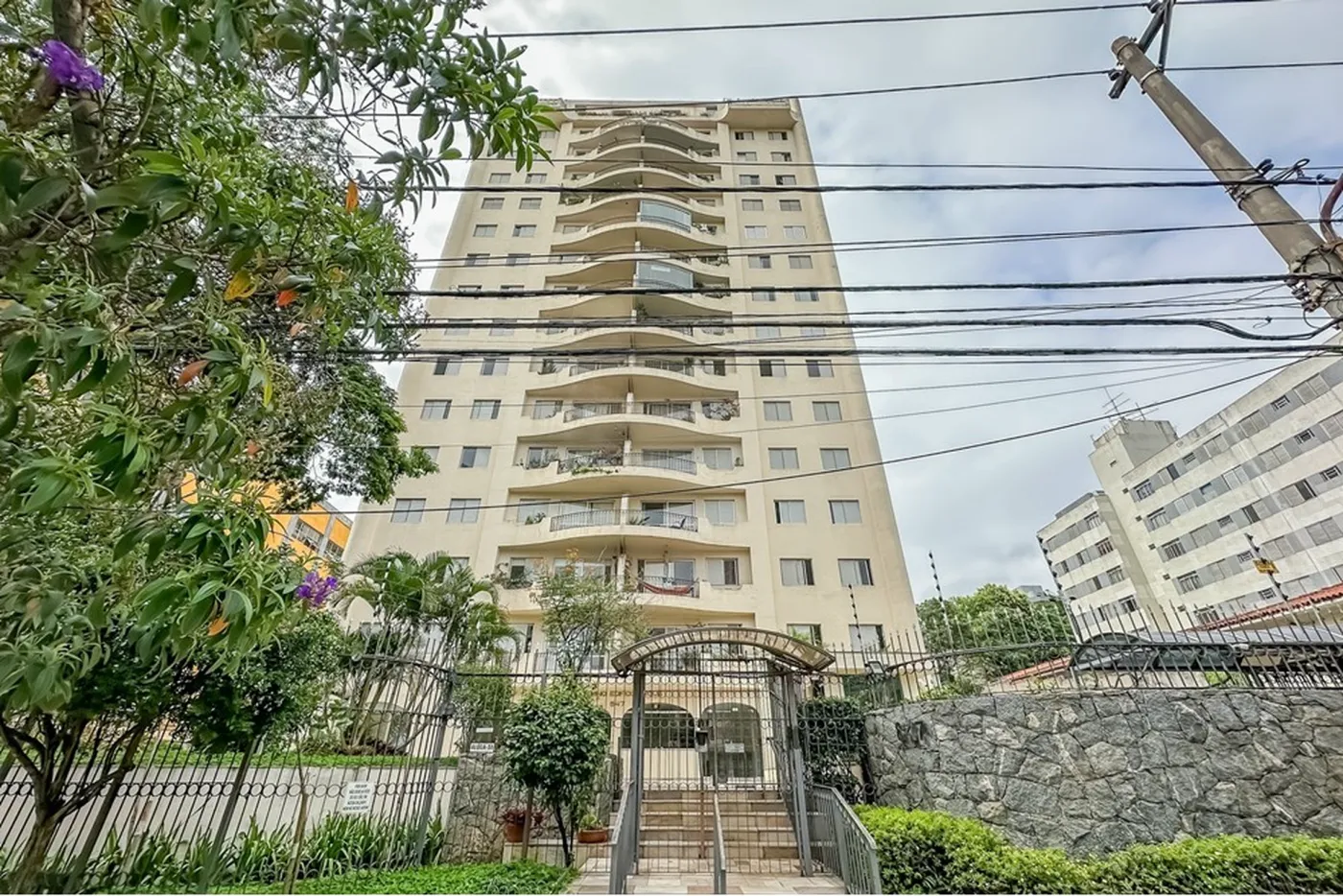 VCEDI 847 Apto 602031002-120 - REMAX Classique Exclusividades