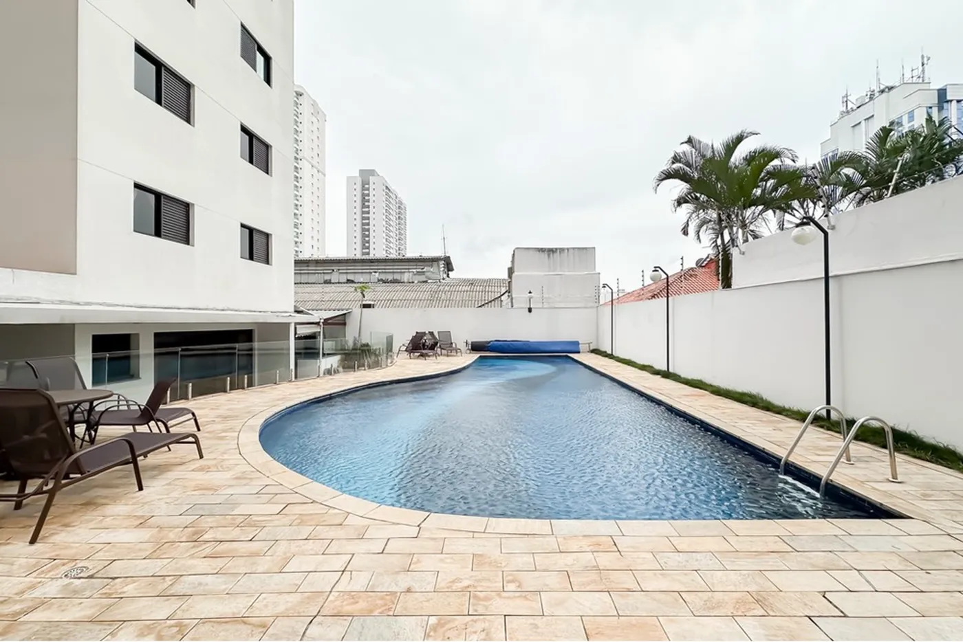 SASJ 261 Apto 601721052-12 - REMAX Front Exclusividades