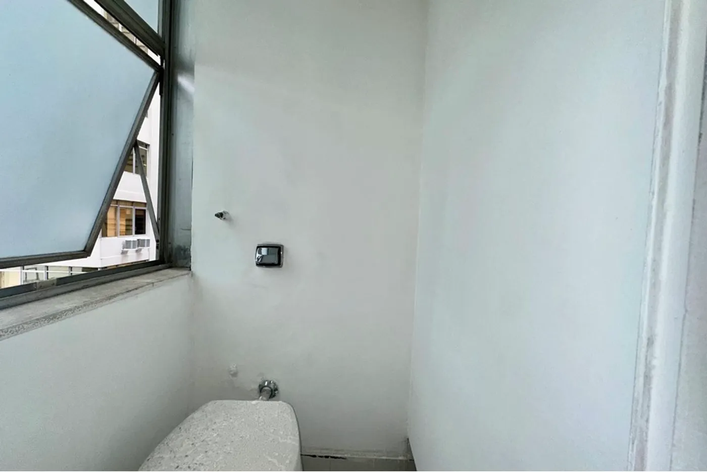 JPJEDL 680 Sala 601081056-54 - REMAX Lepex Exclusividades