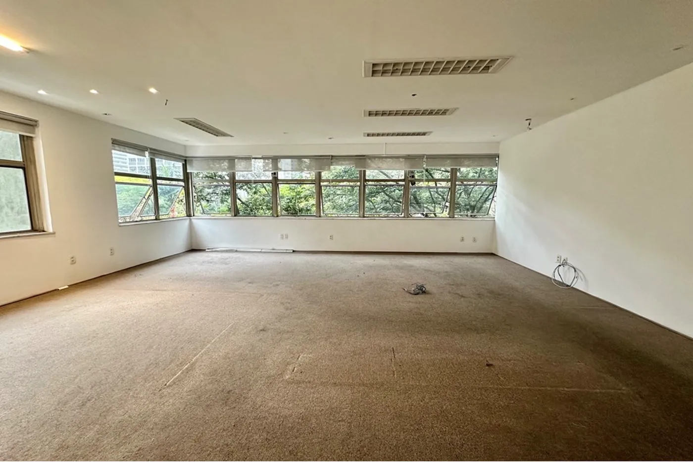 JPJEDL 680 Sala 601081056-53 - REMAX Lepex Exclusividades