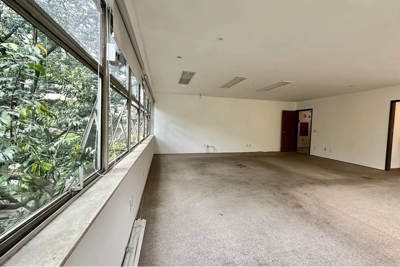 JPJEDL 680 Sala 601081056-53 - REMAX Lepex Exclusividades