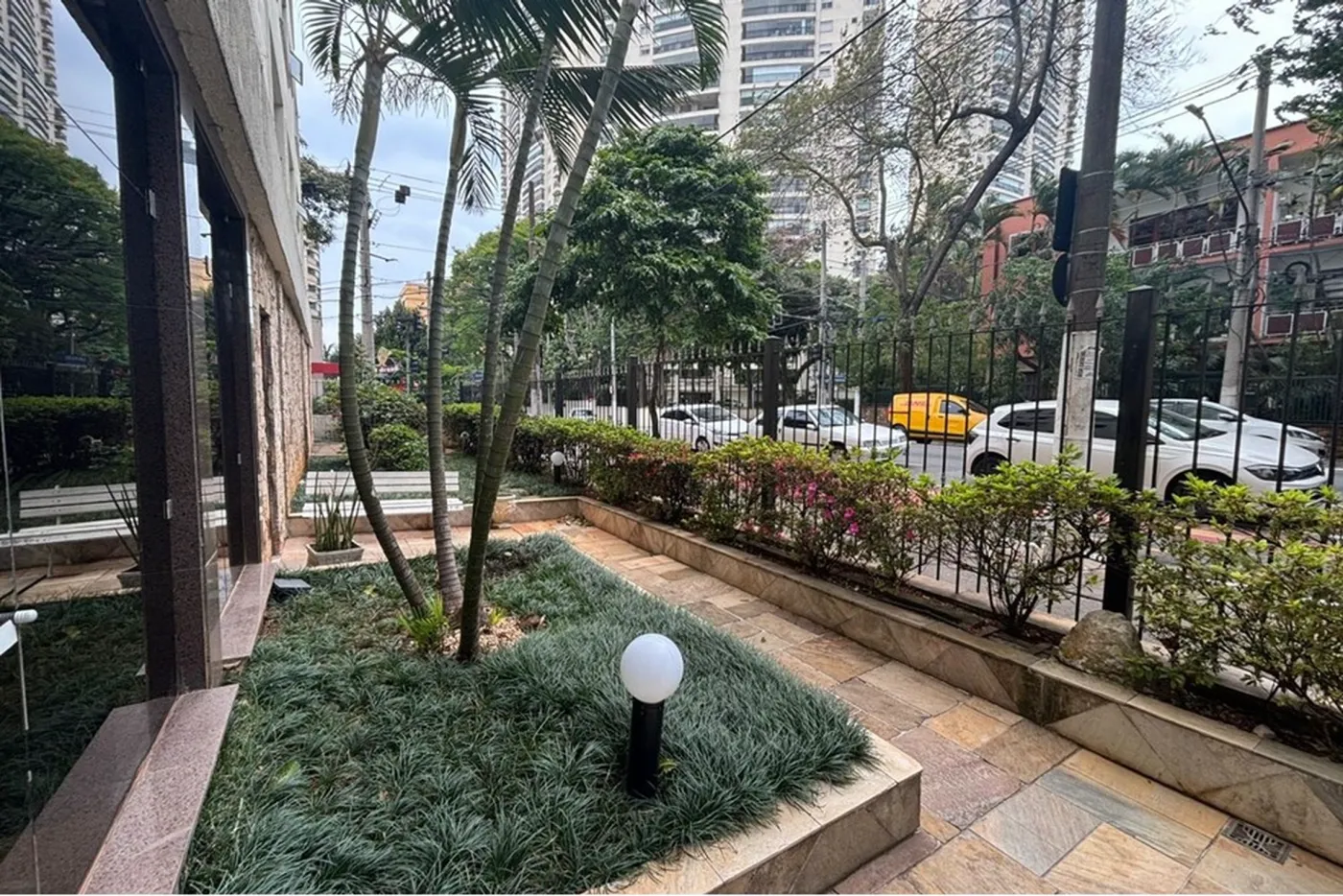 CLF 570 Apto 601401007-77 - REMAX Paradisus Exclusividades