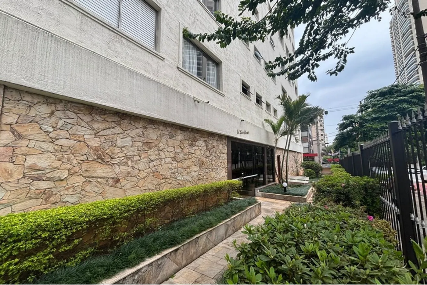 CLF 570 Apto 601401007-77 - REMAX Paradisus Exclusividades