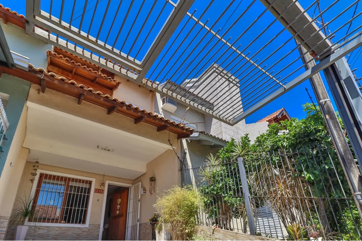 VNGGP 219 Casa 610101028-7 - REMAX Tri Exclusividades