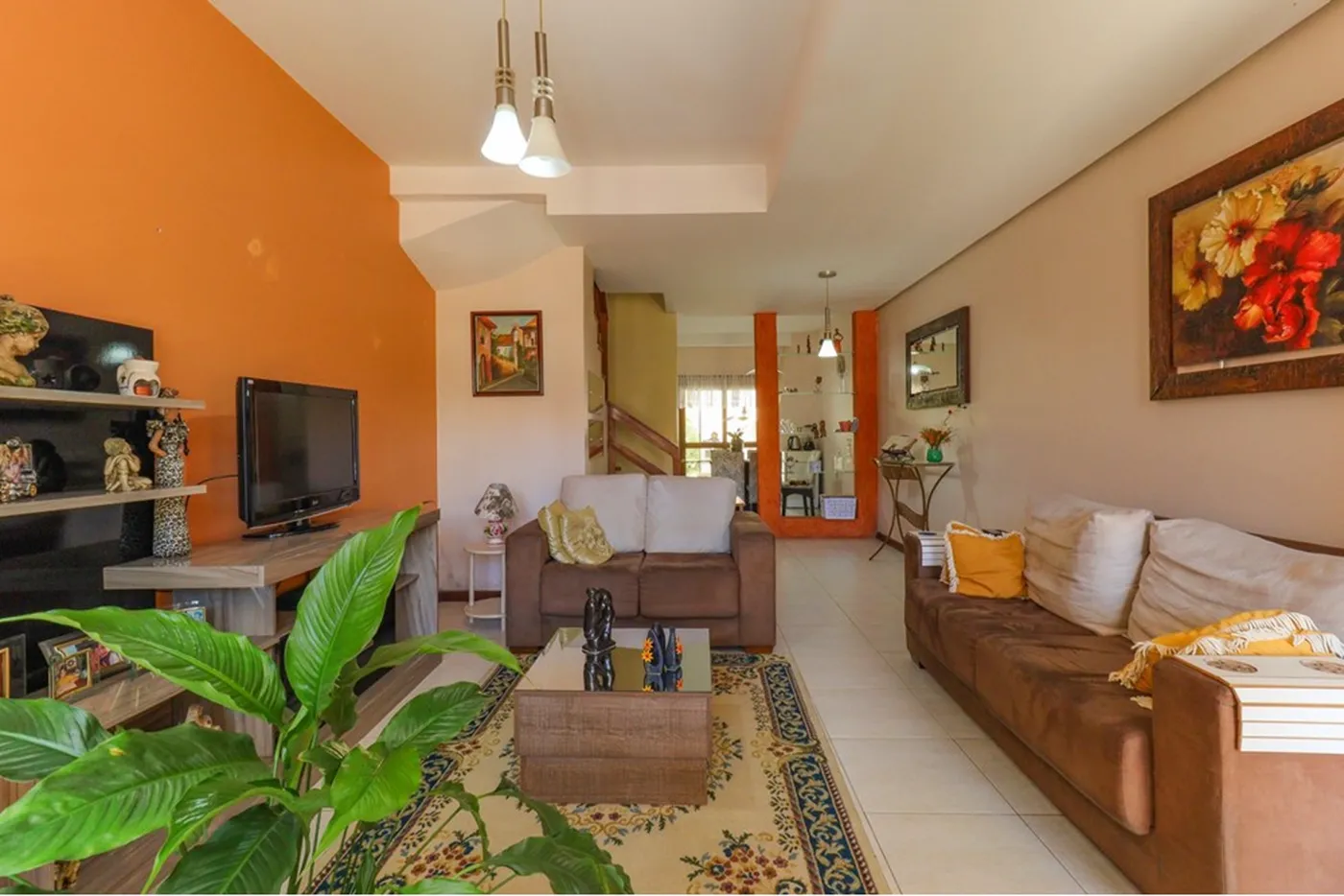 VNGGP 219 Casa 610101028-7 - REMAX Tri Exclusividades