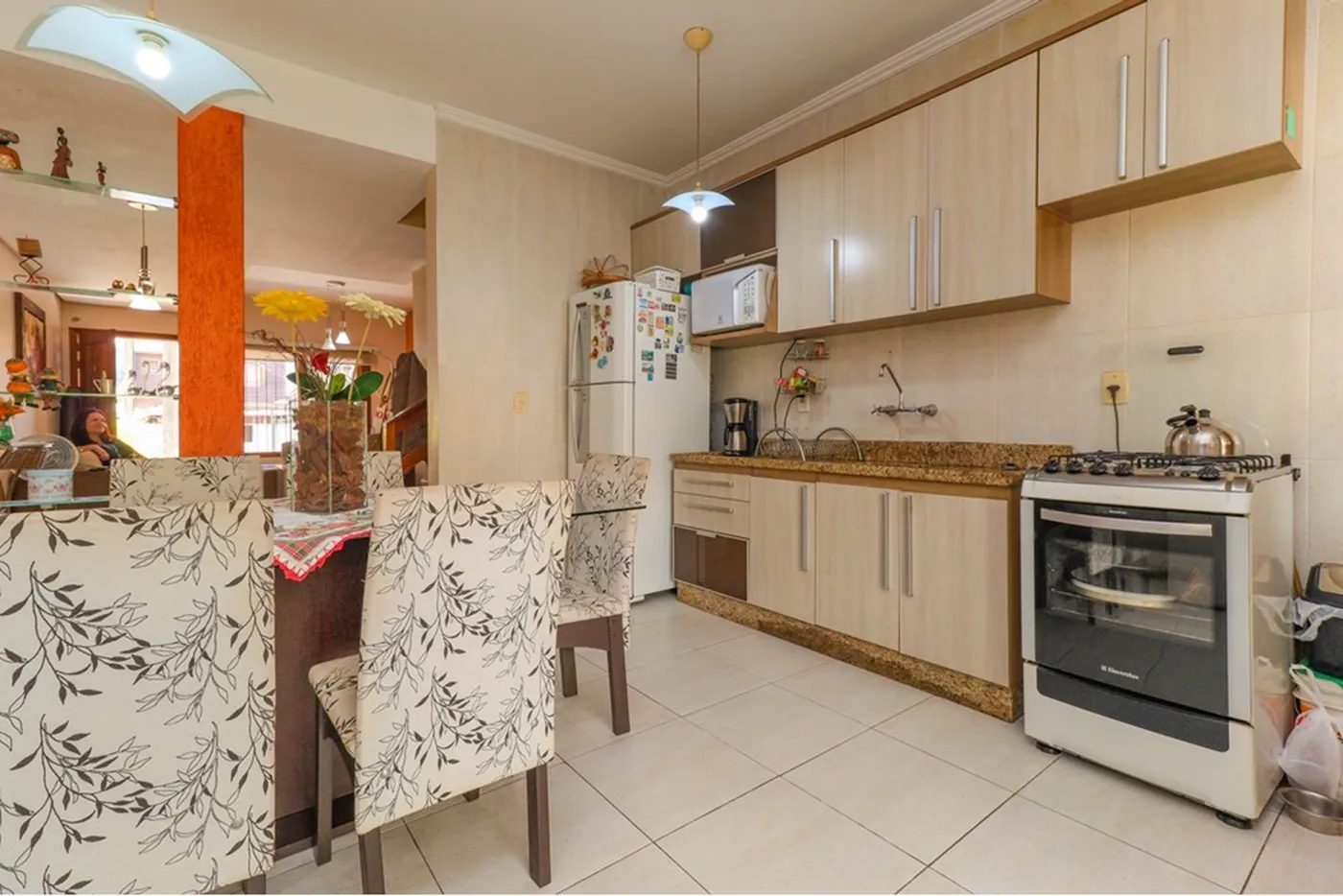 VNGGP 219 Casa 610101028-7 - REMAX Tri Exclusividades