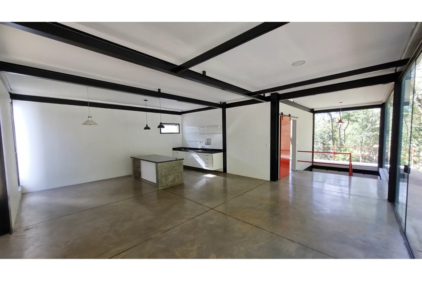 JINR 182 Casa 601361048-44 - REMAX Trio Exclusividades