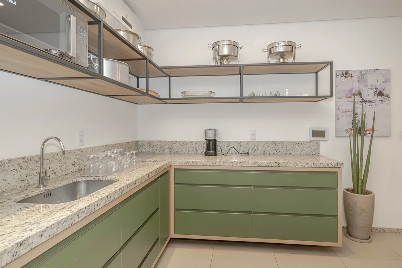 PL 721 Apto 865 - Lorenzoni Patrimonial Exclusividades