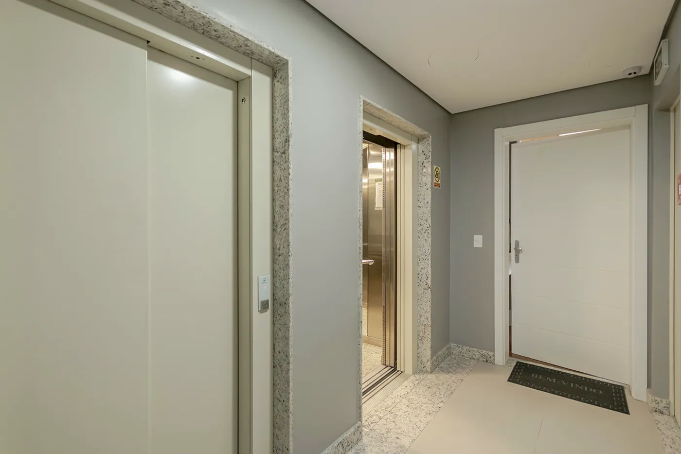 PL 721 Apto 865 - Lorenzoni Patrimonial Exclusividades