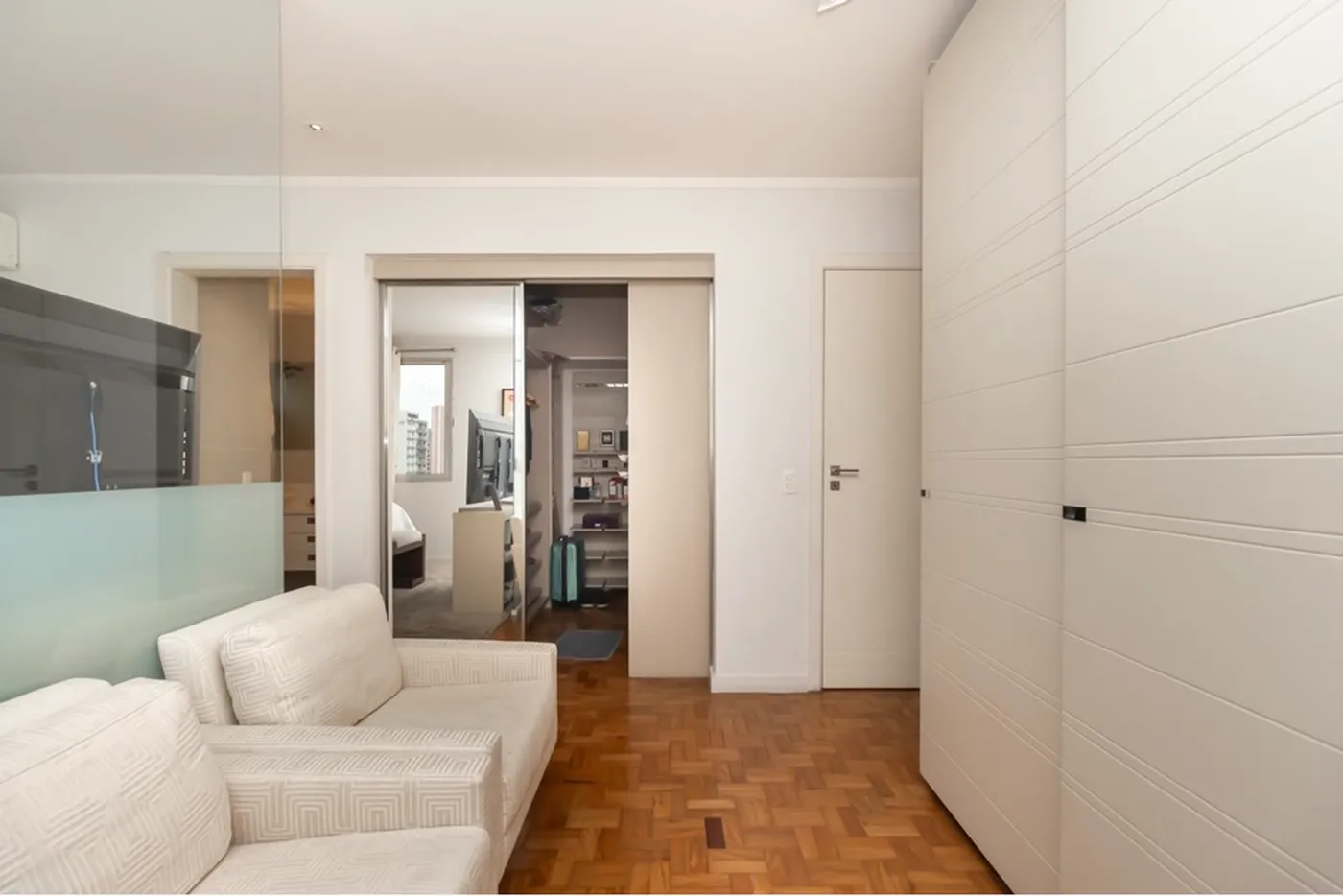 CBGD 390 Apto 630331102-14 - REMAX Comunità Exclusividades