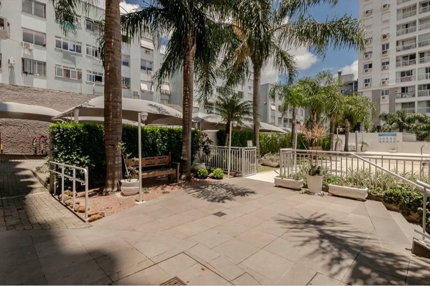 CRL 135 Apto 612541029-17 - REMAX Street Exclusividades