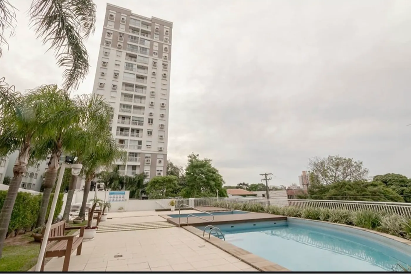 CRL 135 Apto 612541029-17 - REMAX Street Exclusividades
