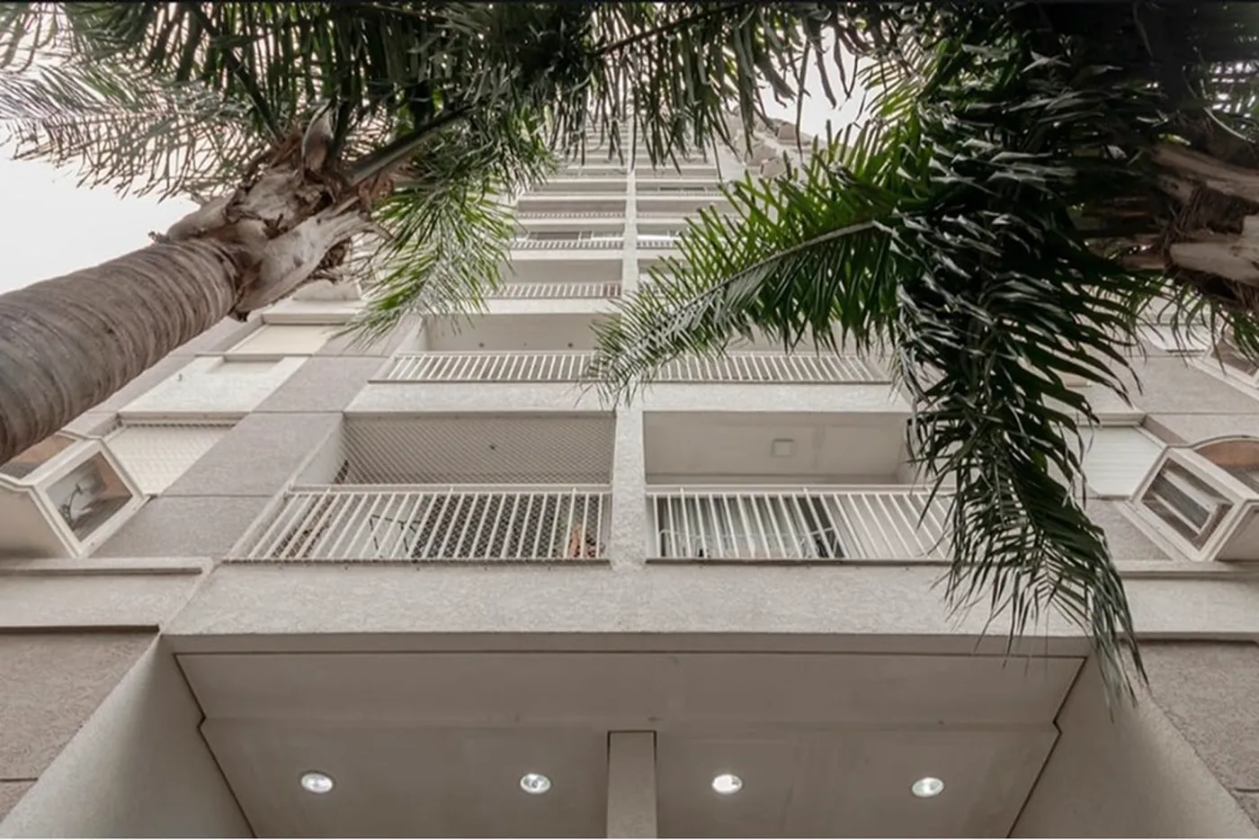CRL 135 Apto 612541029-17 - REMAX Street Exclusividades