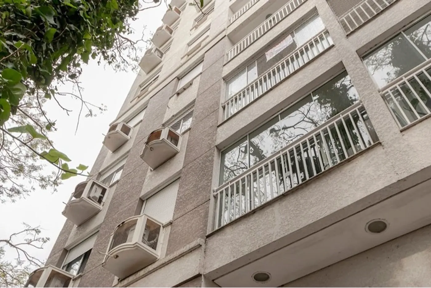 CRL 135 Apto 612541029-17 - REMAX Street Exclusividades