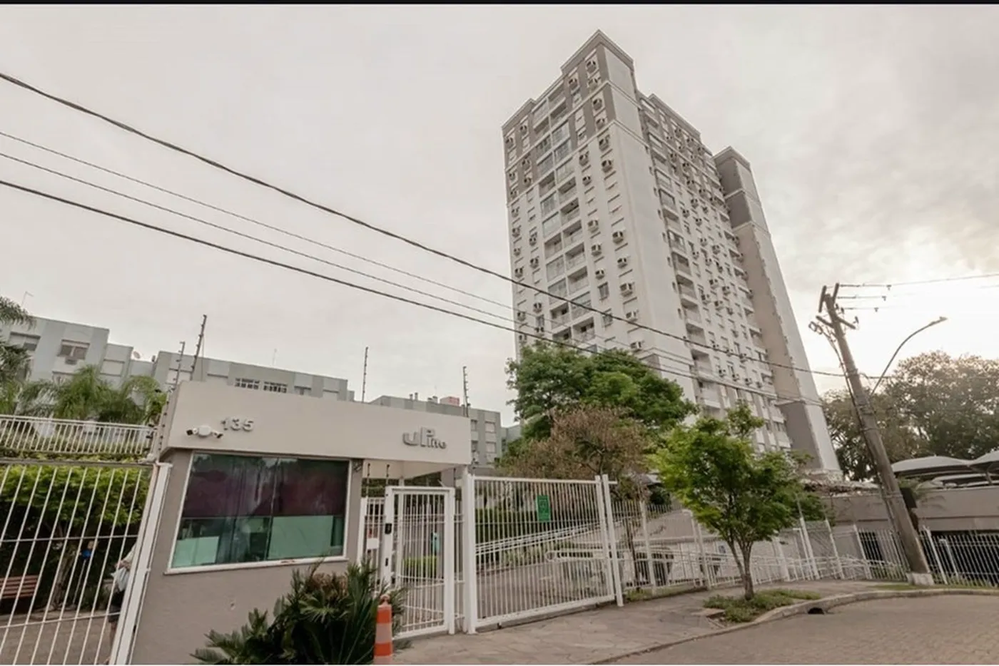 CRL 135 Apto 612541029-17 - REMAX Street Exclusividades