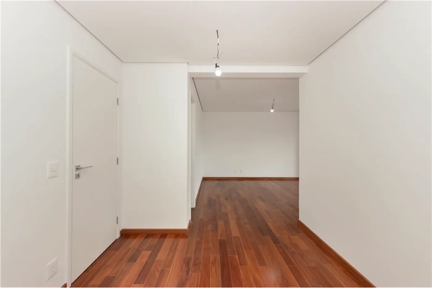JPF 1633 Apto 601081048-40 - REMAX Lepex Exclusividades