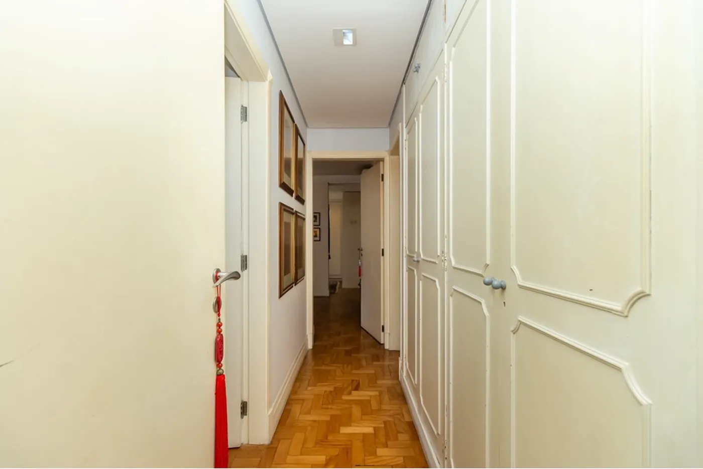 CCL 1272 Apto 601081048-44 - REMAX Lepex Exclusividades