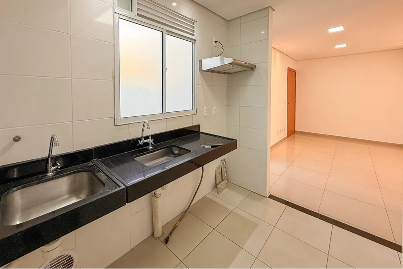 EVRDSC 196 Apto 612651033-100 - REMAX Pillares Exclusividades