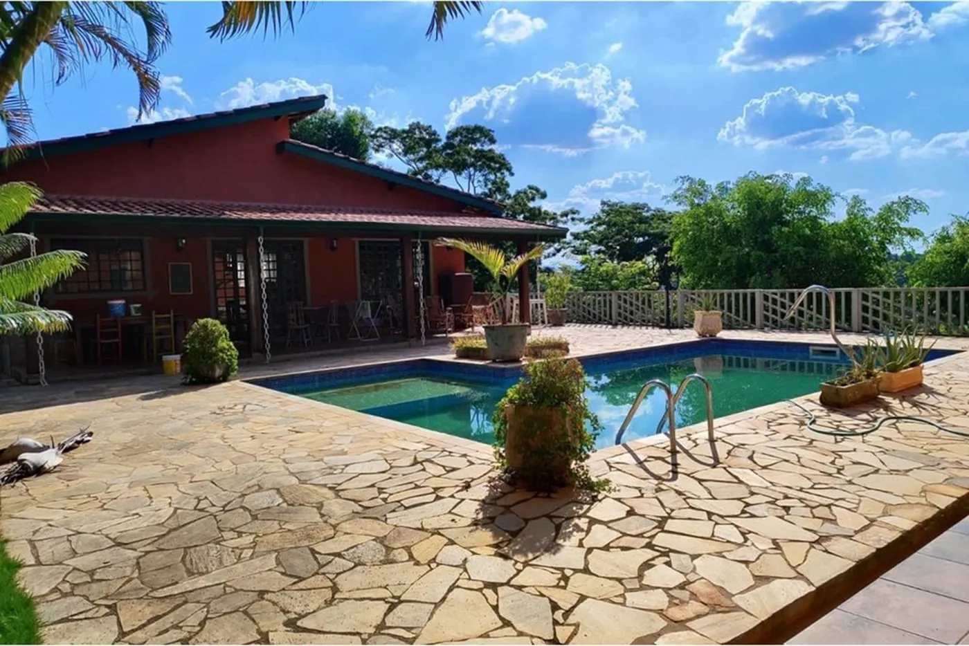 SC 9 690591017-23 - REMAX Máxima Exclusividades