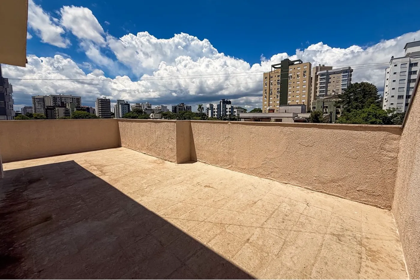 CFGL 451 Apto 612651052-86 - REMAX Pillares Exclusividades