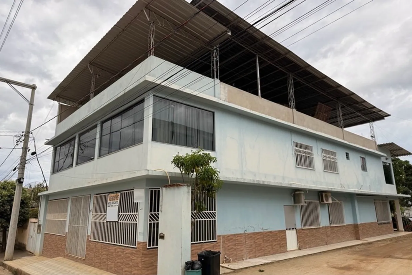 CSJ 361 Prédio 620231001-13 - Remax Central Partners Exclusividades