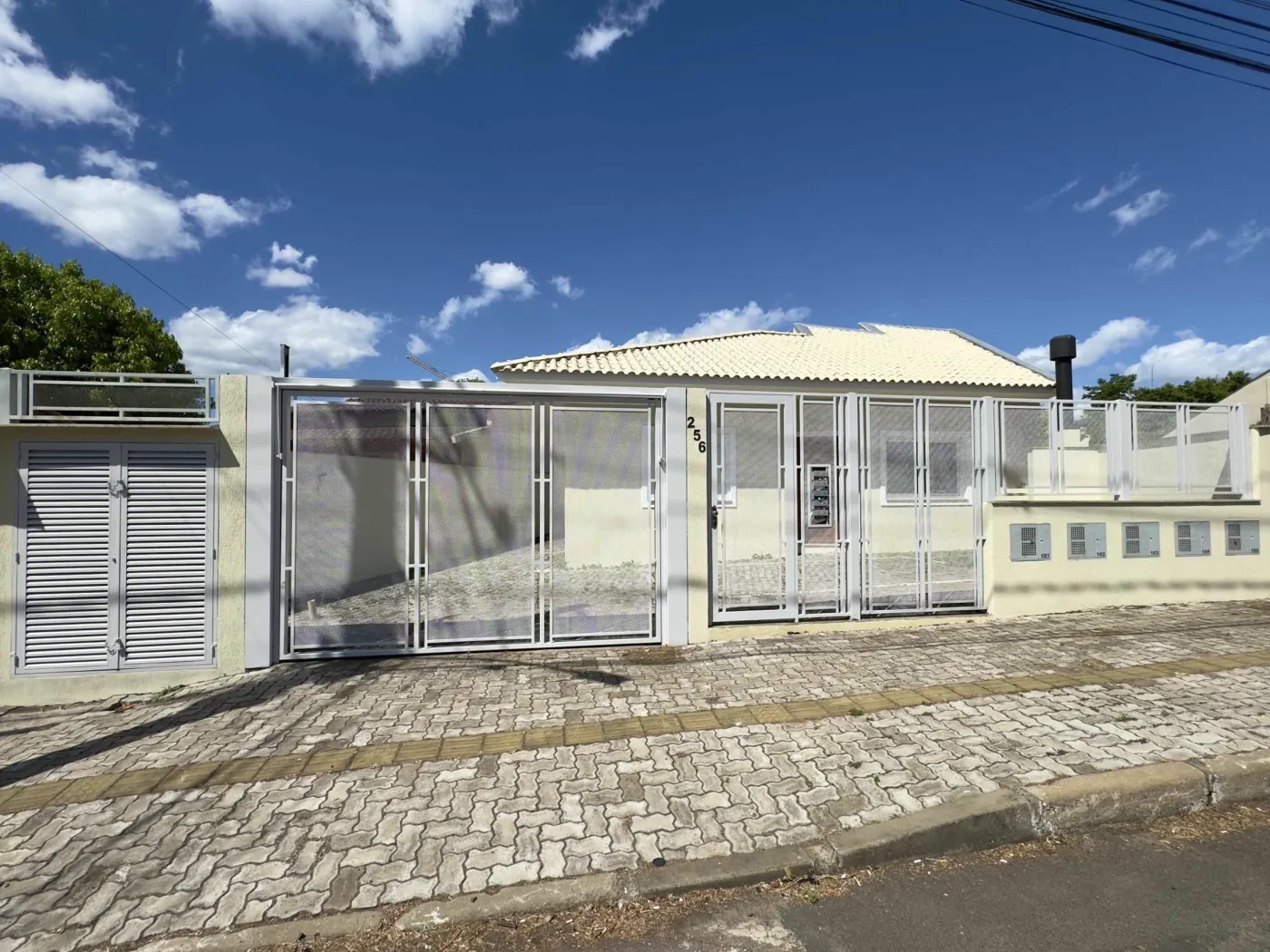 OMC 256 Casa 6700-LA - Laura Imóveis Exclusividades — foto 5