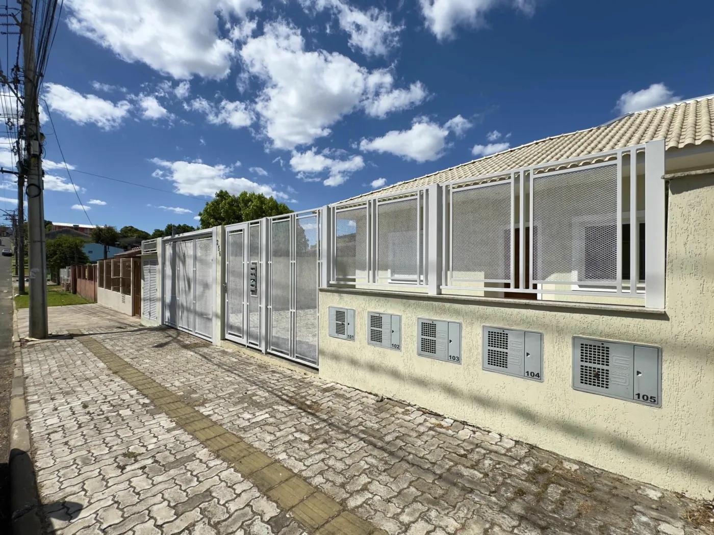 OMC 256 Casa 6701-LA - Laura Imóveis Exclusividades — foto 3