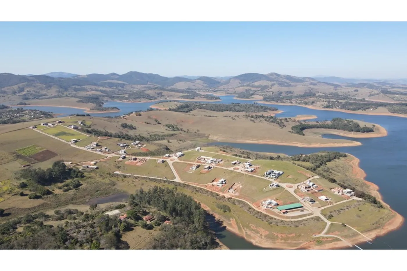 CMMGB 12980000 Lote 602101004-56 - REMAX Paradisus Exclusividades
