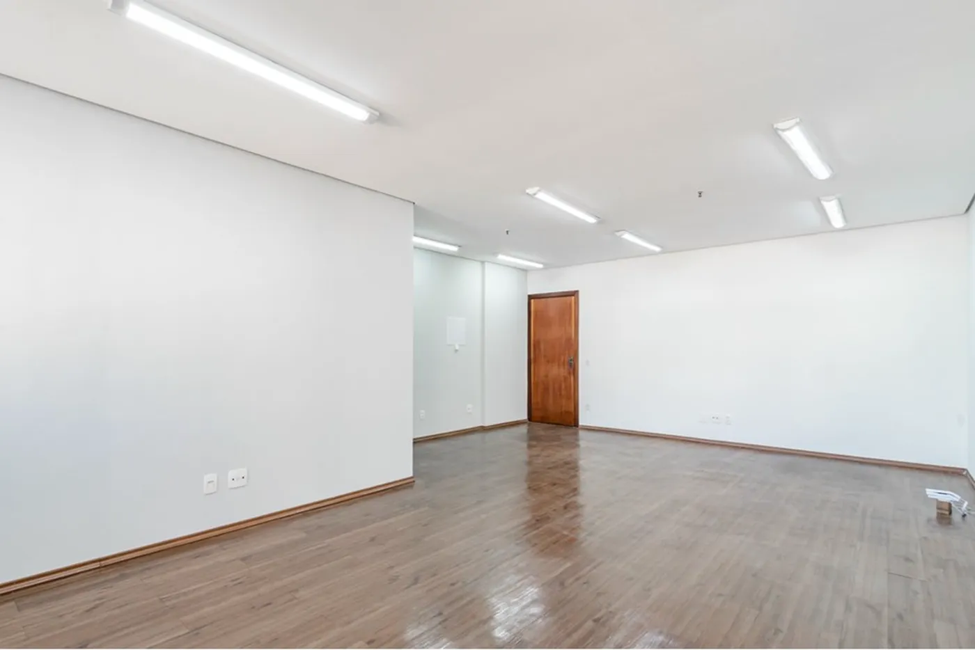 VLJCDO 181 Sala 602101006-75 - REMAX Paradisus Exclusividades — foto 3