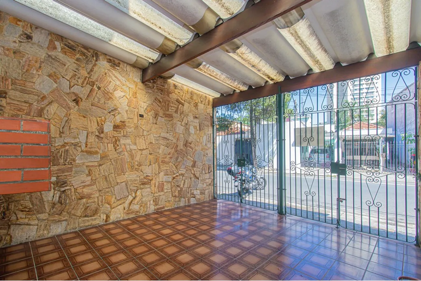 JSA 1317 602101043-11 - REMAX Paradisus Exclusividades