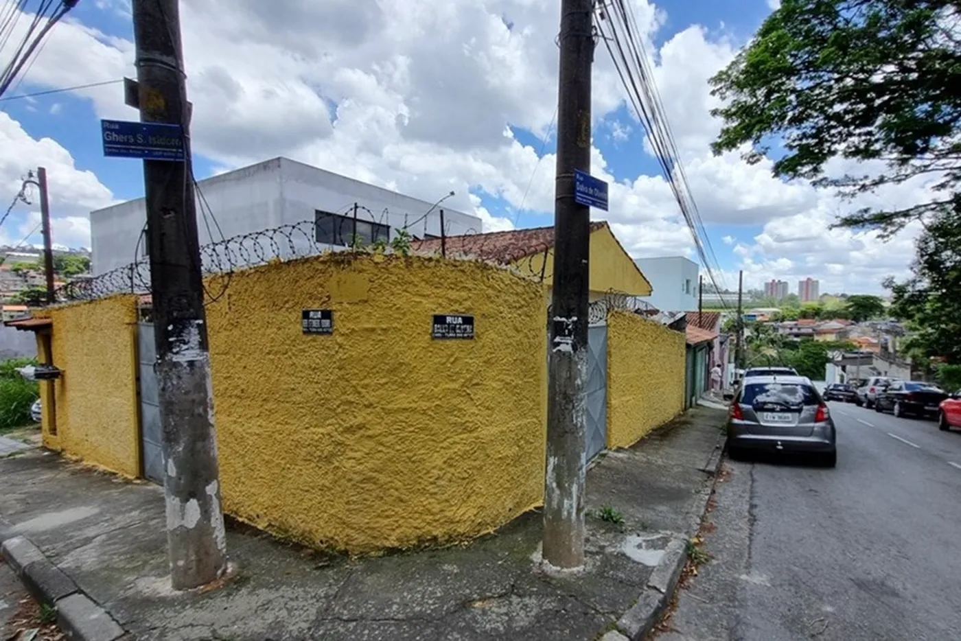VCDDO 15 601361048-50 - REMAX Trio Exclusividades