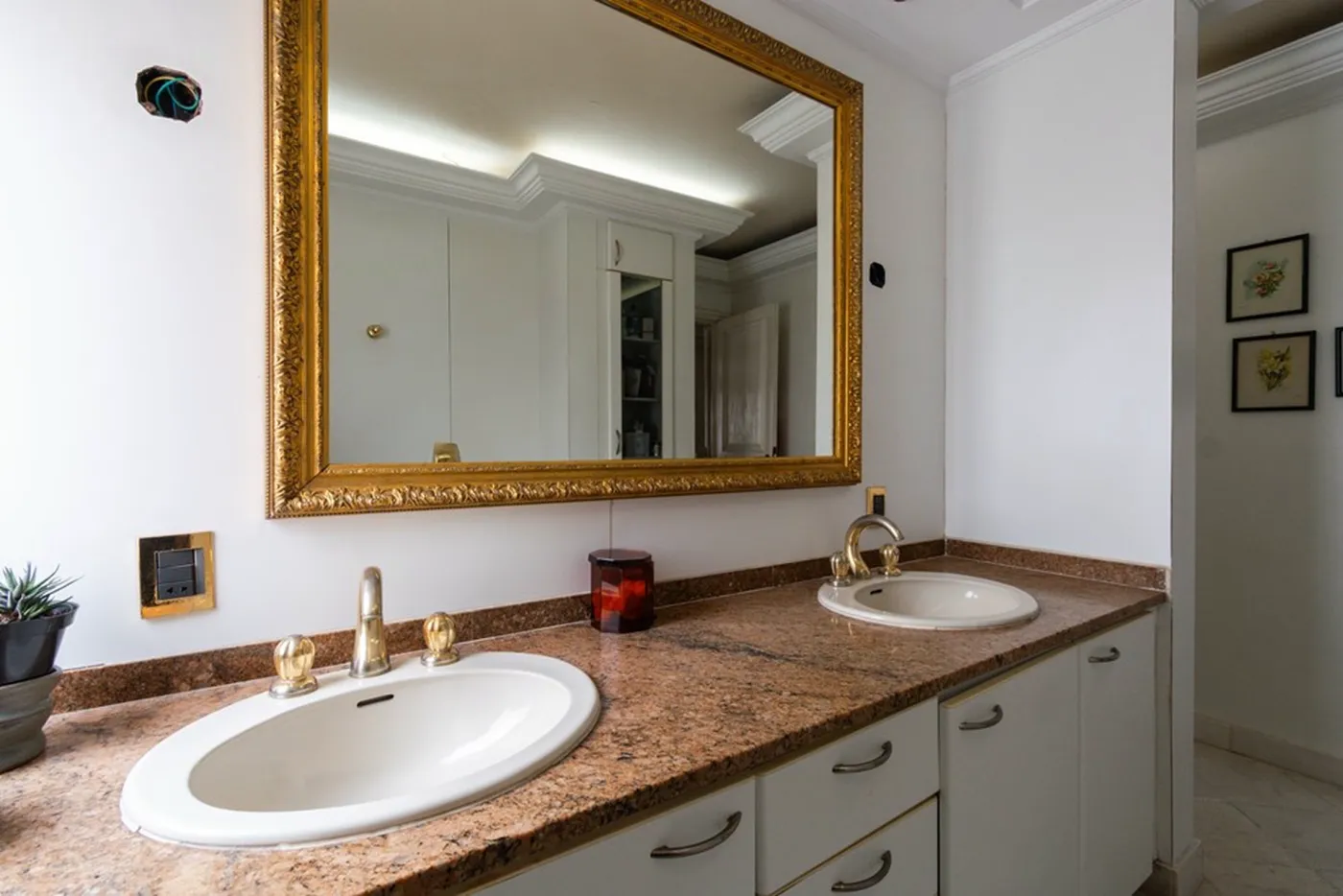 CCMRA 647 Apto 601361053-44 - REMAX Trio Exclusividades — foto 2