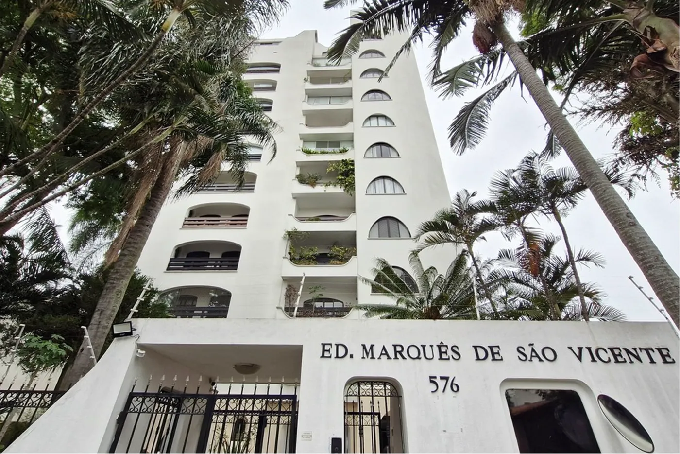 ADPDLADQA 576 Apto 601371117-6 - REMAX Boutique Exclusividades