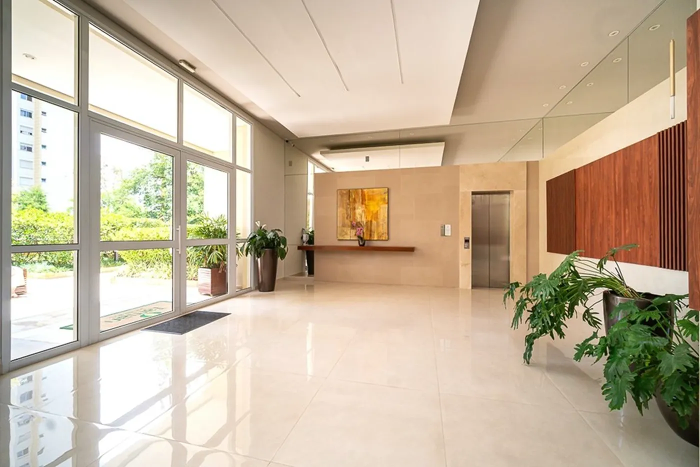 VANR 151 Apto 601371031-84 - REMAX Boutique Exclusividades — foto 2