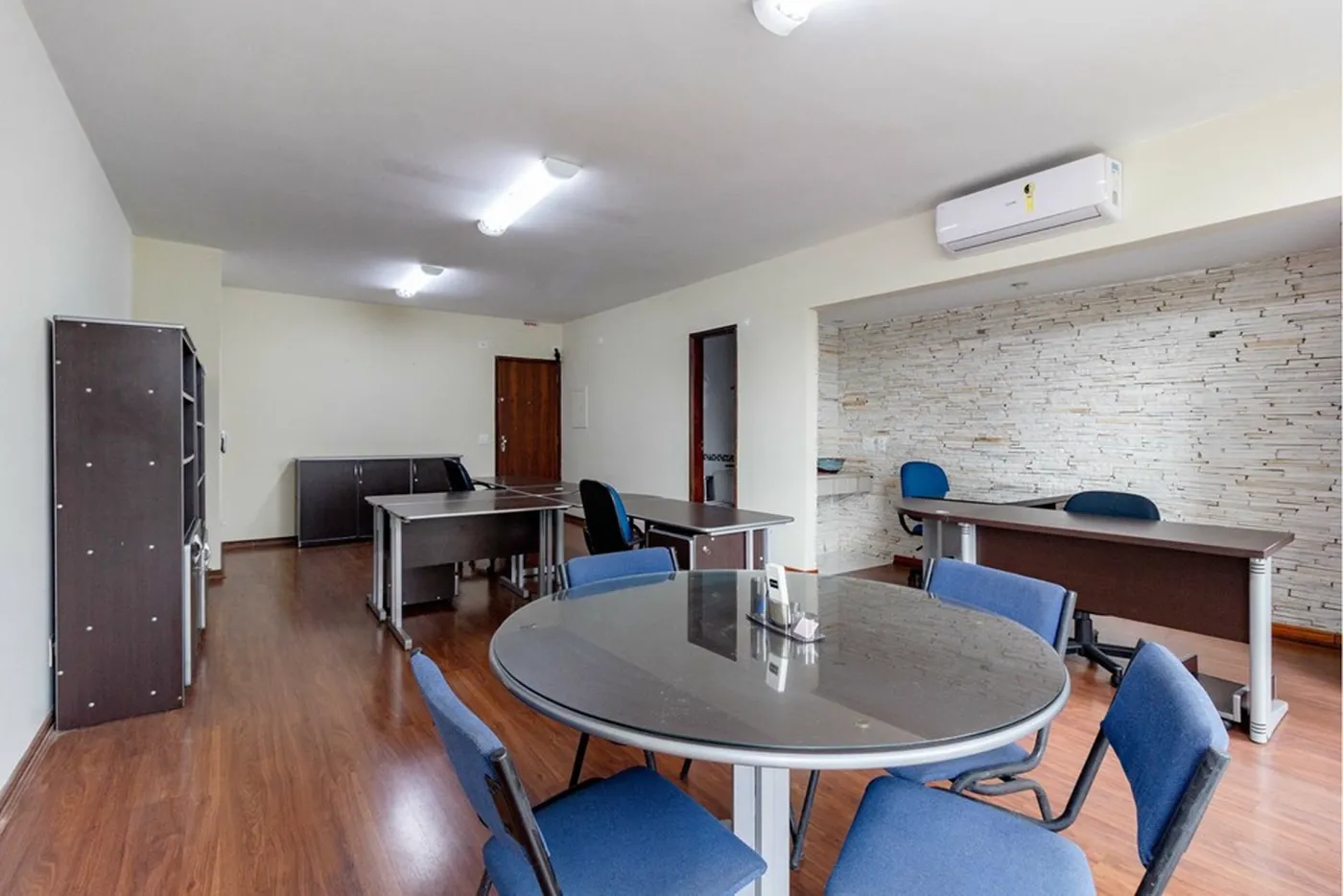 BBDT 238 Sala 601361016-174 - REMAX Trio Exclusividades — foto 4