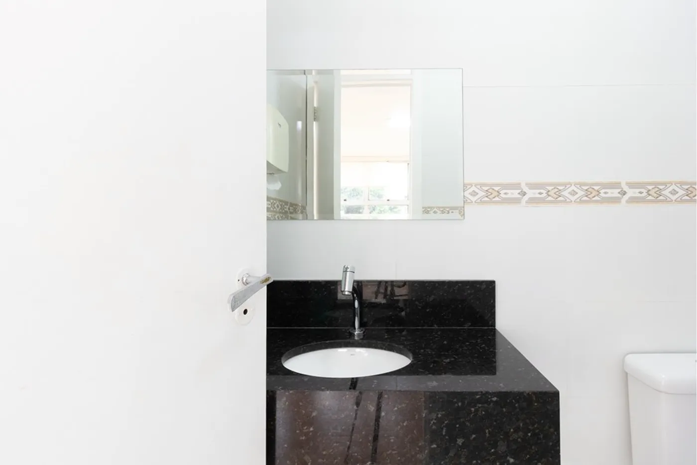 BBDT 238 Sala 601361016-175 - REMAX Trio Exclusividades — foto 3