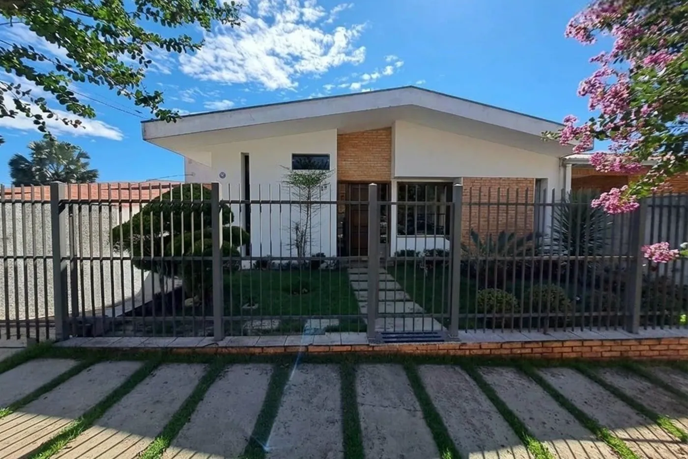 JPIEFM 15 690591052-20 - REMAX Máxima Exclusividades