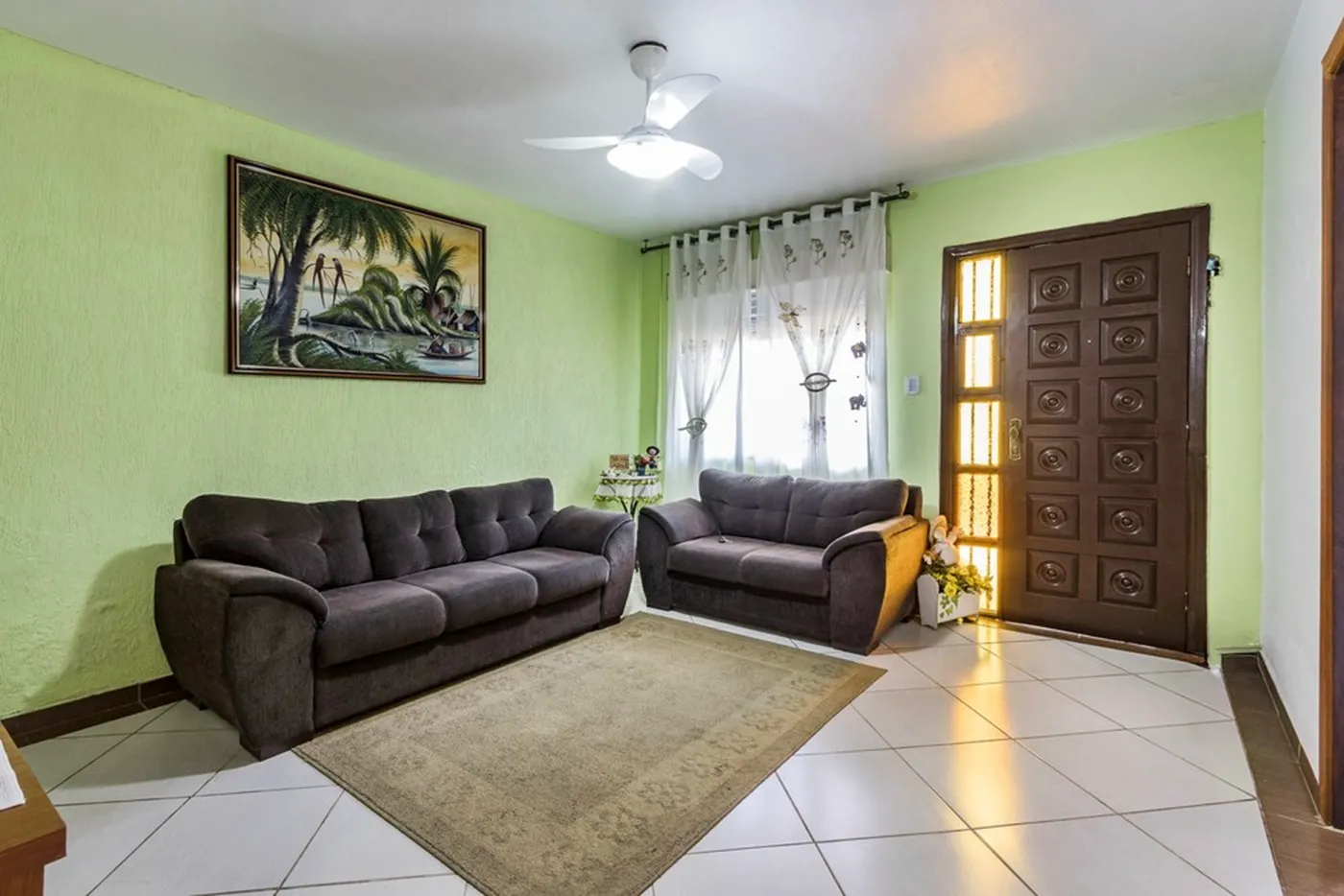 SMGPH 1056 612511054-50 - REMAX Moderna Exclusividades